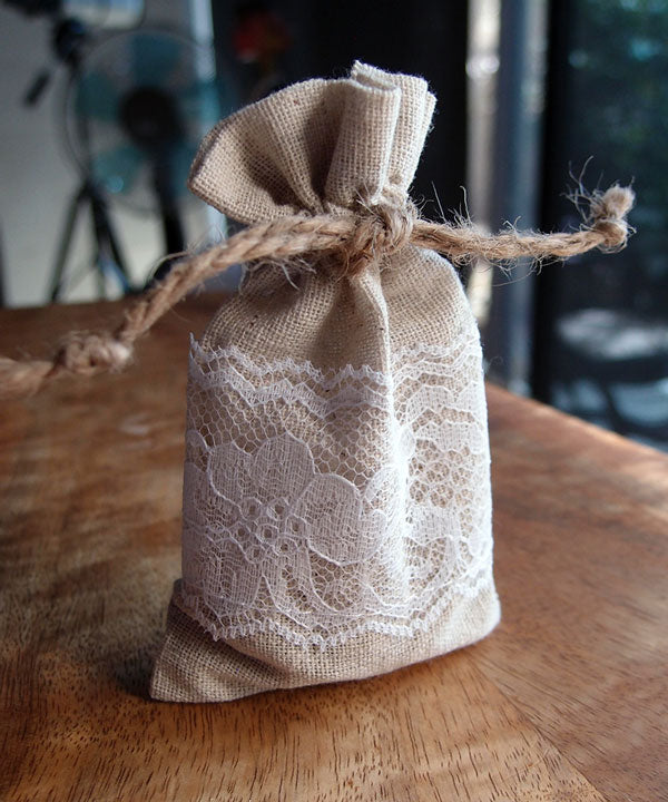 Linen Bags With Lace 3" x 5"